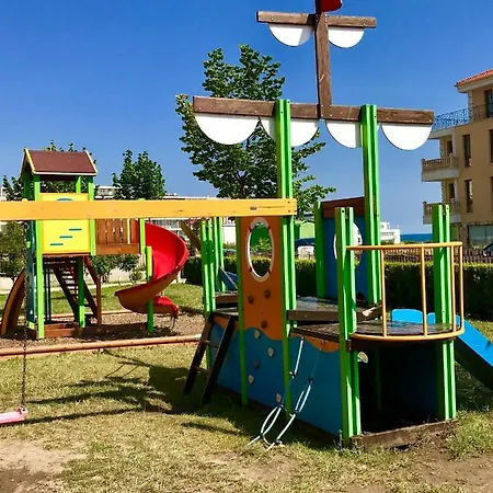Апартамент Paradise Dreams Свети Влас